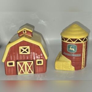 Vintage John Deere Ceramic Red Barn and Silo Salt & Pepper Shaker Set W/Stoppers